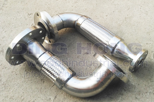 Flange flexible hose pump connector