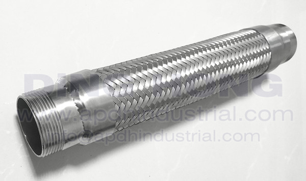 Braided hose with pipe thread nipples